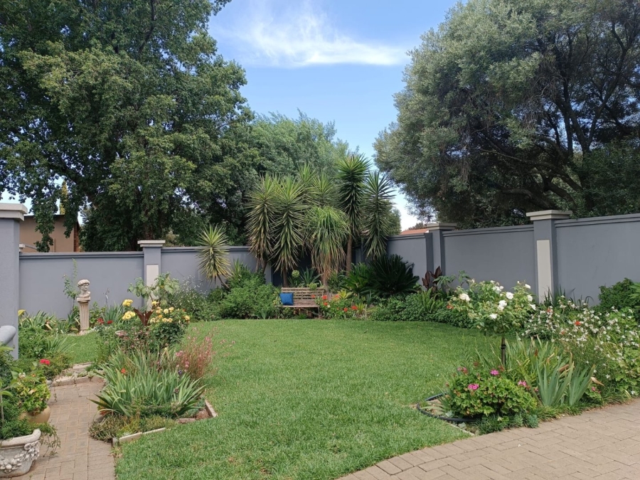 4 Bedroom Property for Sale in Universitas Free State